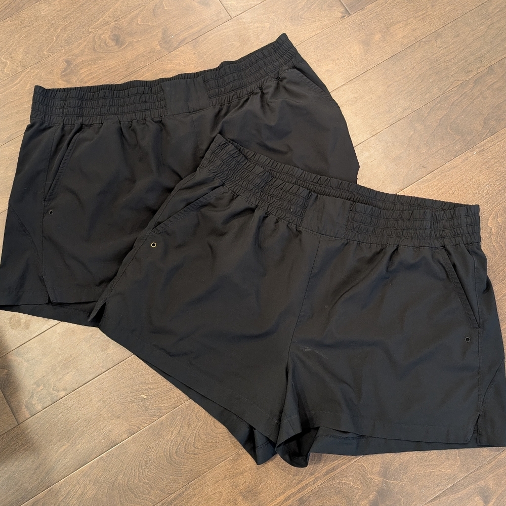 2 Pair Old Navy StretchTech Shorts, 3x